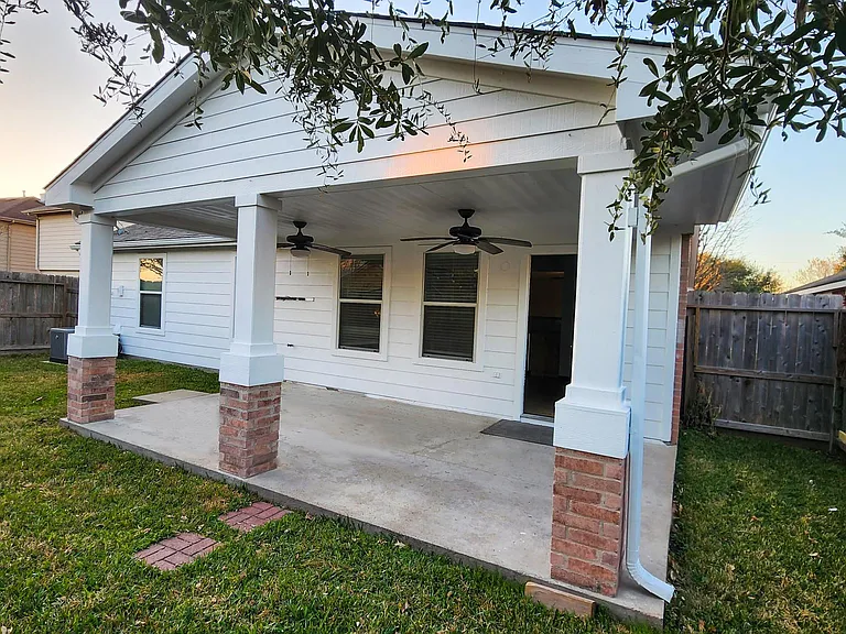 3914 Brighton Springs Ln — Photo 13