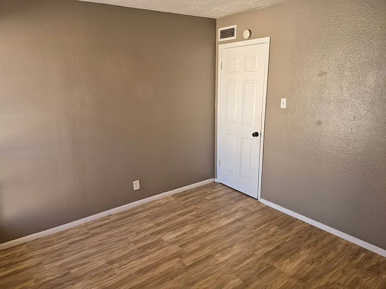4601 Carlisle Blvd NE #A14 — Photo 12