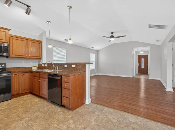 196 Old Woolen Mill Ln, Lexington, KY 40511