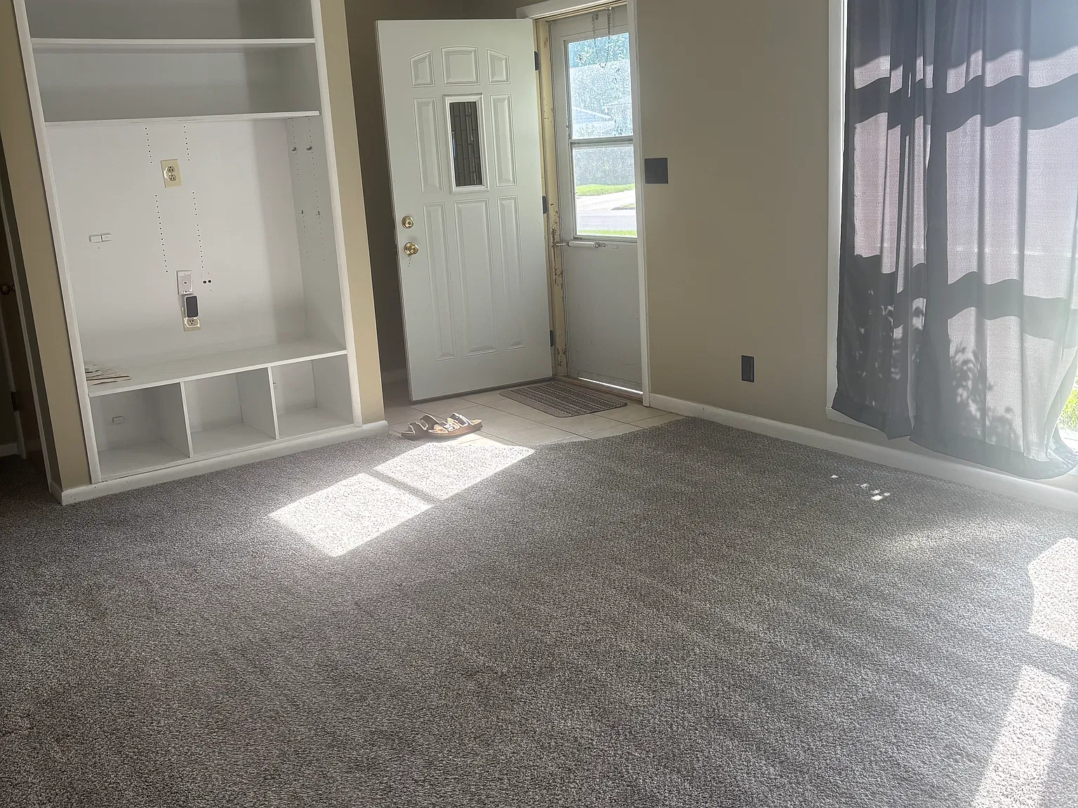 2 bed, 1100 sqft, $1,500 — Photo 4