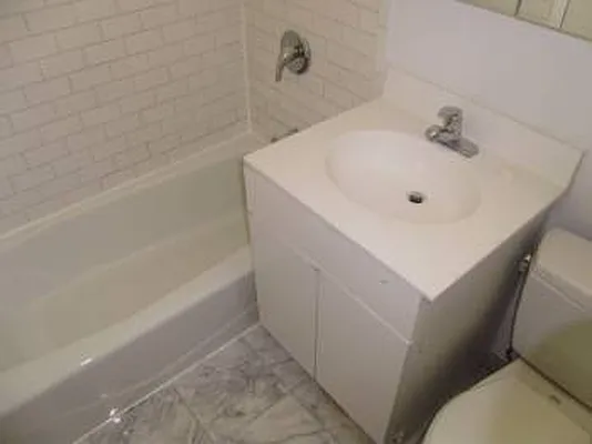 Rented by Mauro Bros Real Estate Services LLC | media 2