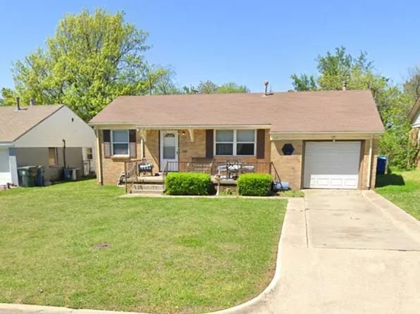 905 Borum Pl, Midwest City, OK 73110