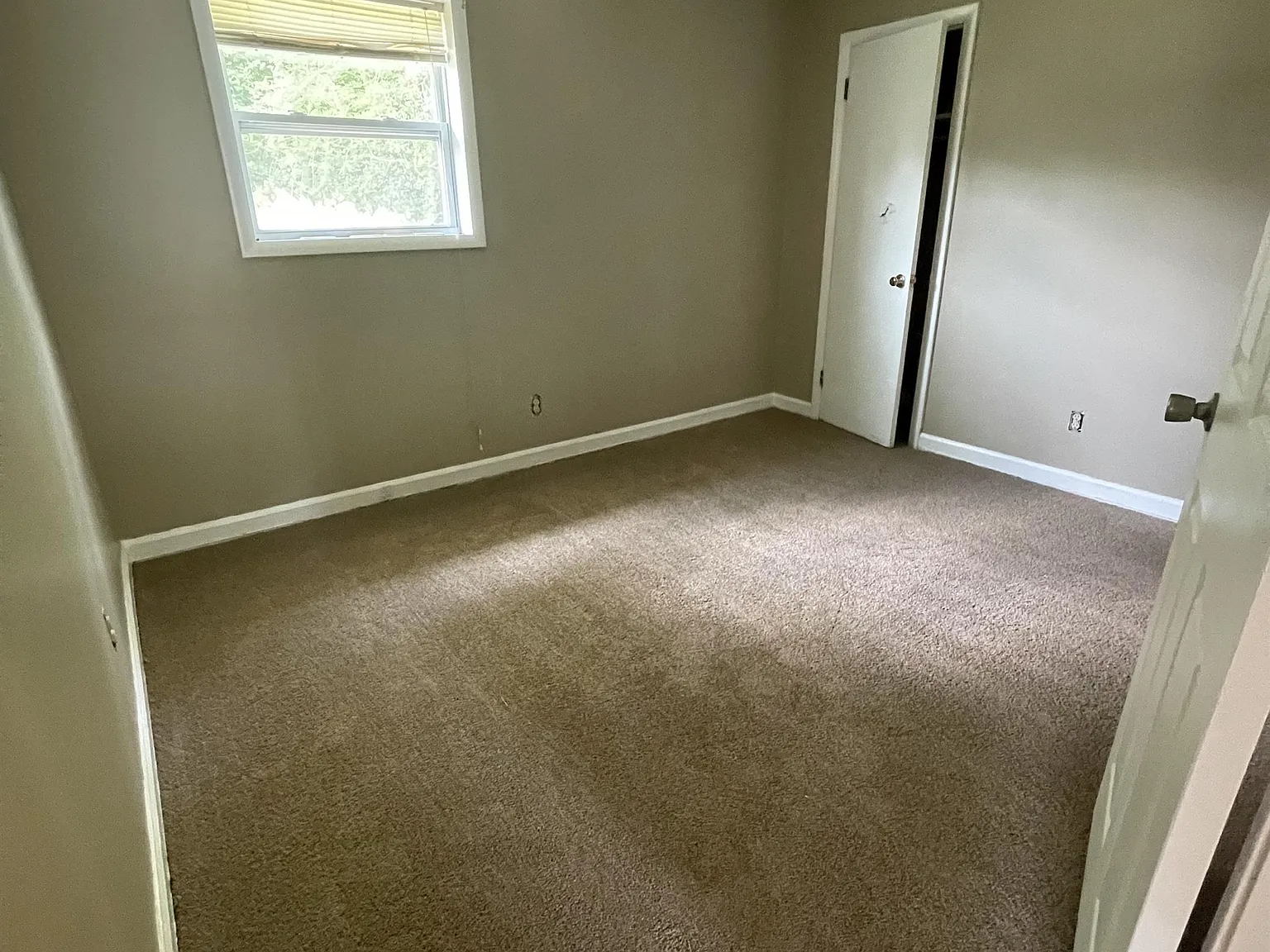 3035 Wedgewood Drive #3 - 1 — Photo 2