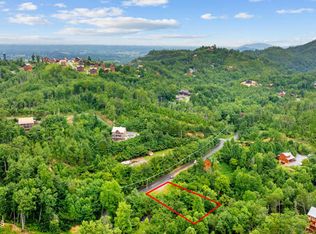 1910 Walker Trl, Sevierville, TN 37876