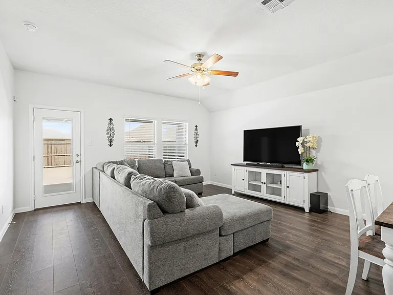706 Spur Rdg — Photo 8