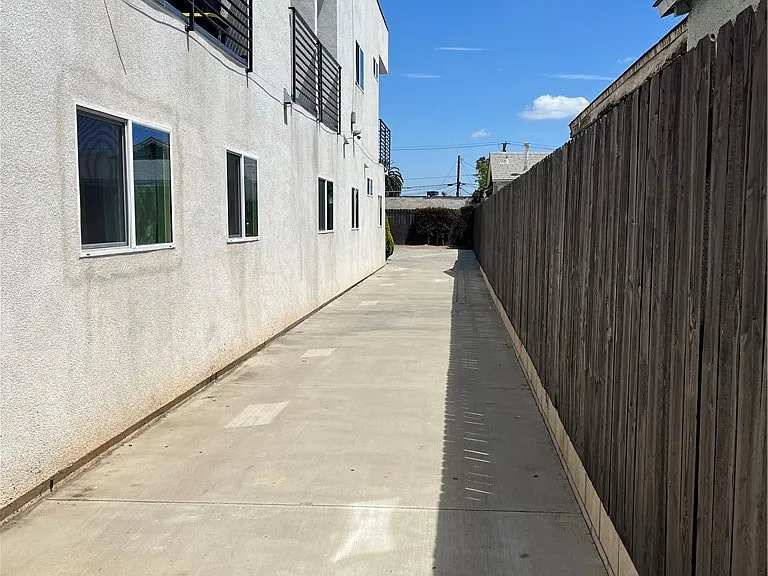 138 N Gage Ave E — Photo 14