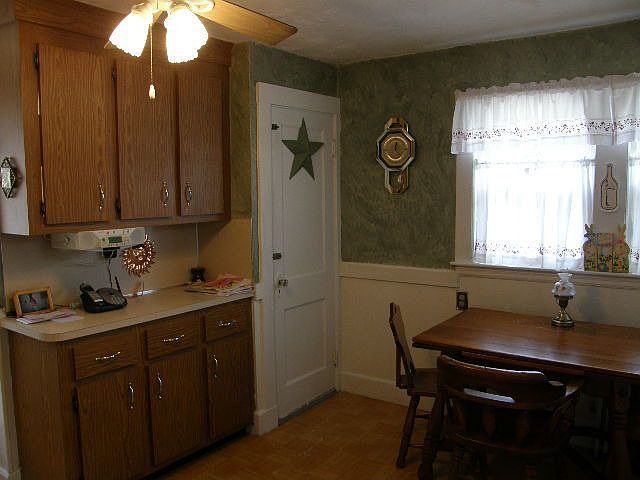 1st image of 17 Glendale St