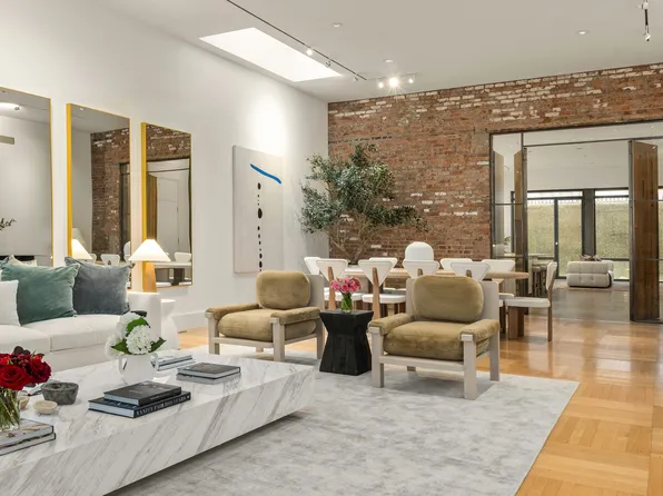 178 East 73rd Street image 3 of 14