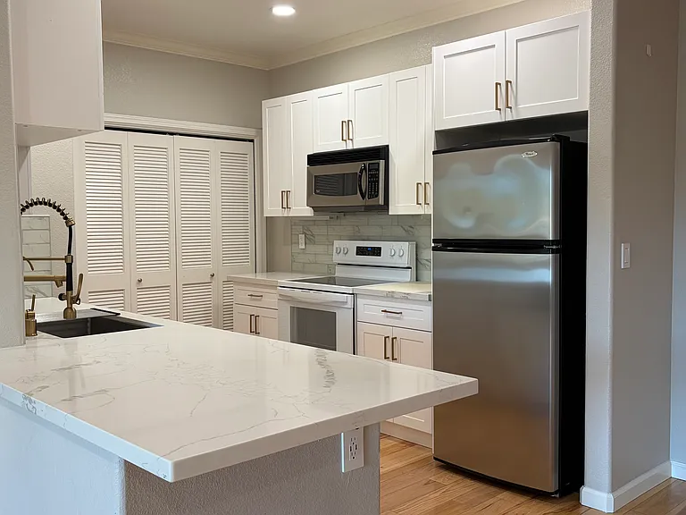 801 S Winchester Blvd #1316 — Photo 2