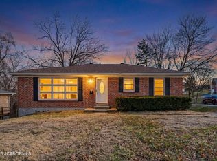 110 Ridgeway Dr, Jefferson City, MO 65109