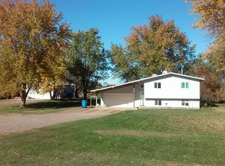 4167 253rd Ave NE, Isanti, MN 55040