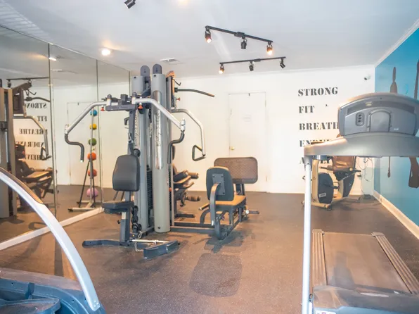 Ashley Woods, 301 W Vandalia Rd #A01afccec, Greensboro, NC 27406