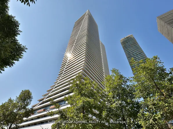 20 Shore Breeze Dr #2901, Toronto, ON M8V 0C7