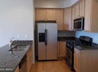 7937 Crescent Park Dr #145, Gainesville, VA 20155
