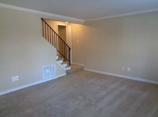 400 N French Ct, Virginia Beach, VA 23454