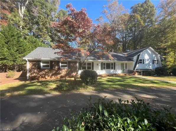 4290 Briar Creek Rd, Clemmons, NC 27012