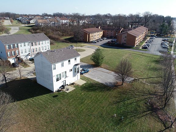 2nd image of 35 Watson Mill Ct