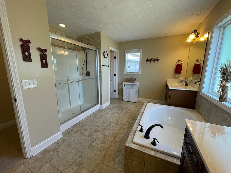 7192 Tall Pine Ct — Photo 34