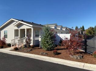 120 Kingsley Dr, Grants Pass, OR 97526