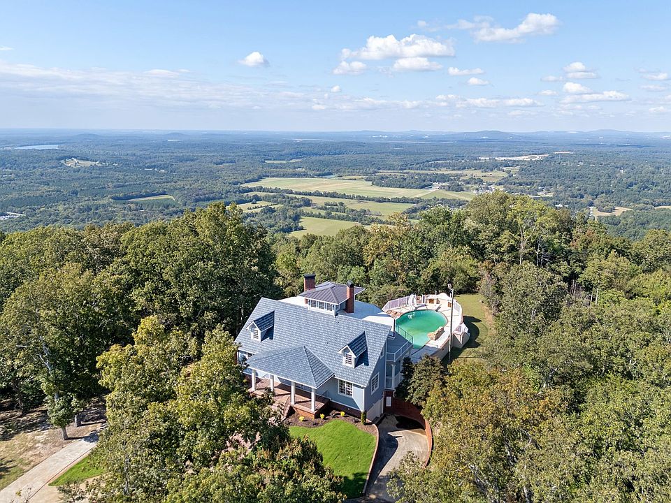 1st image of 583 Bell Point Rd