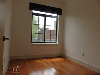 Rented by Rennit Inc.