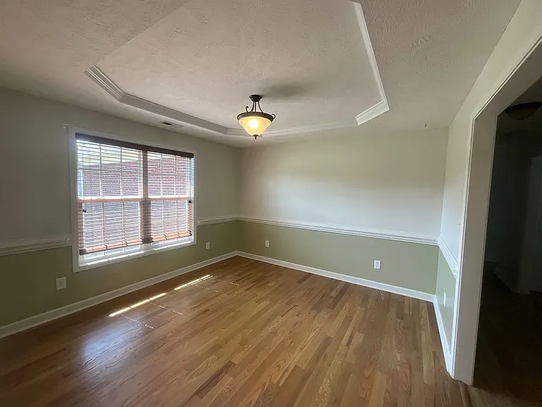 404 Windover Dr — Photo 5
