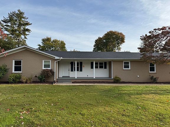 3rd image of 516 Claremoor Ave