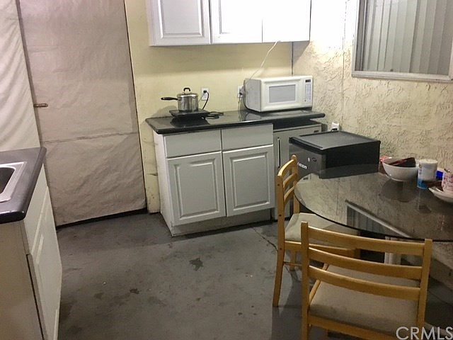 1st image of 2078 Vancouver Ave