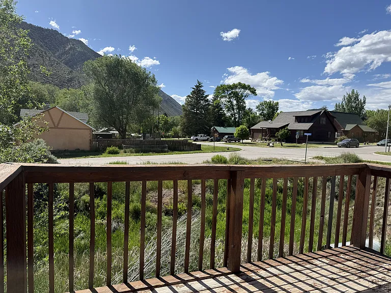 389 Grand Butte Ln — Photo 22