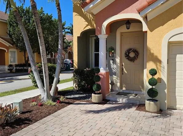 7928 SW 165th Ct, Miami, FL 33193