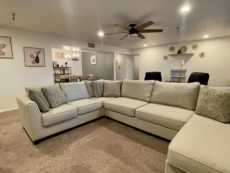 425 S Parkcrest #327 — Photo 4