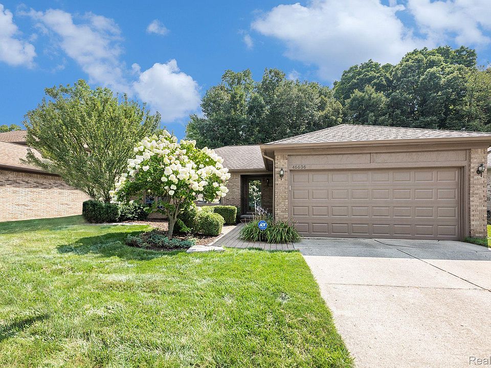 1st image of 46636 Meadowview Dr