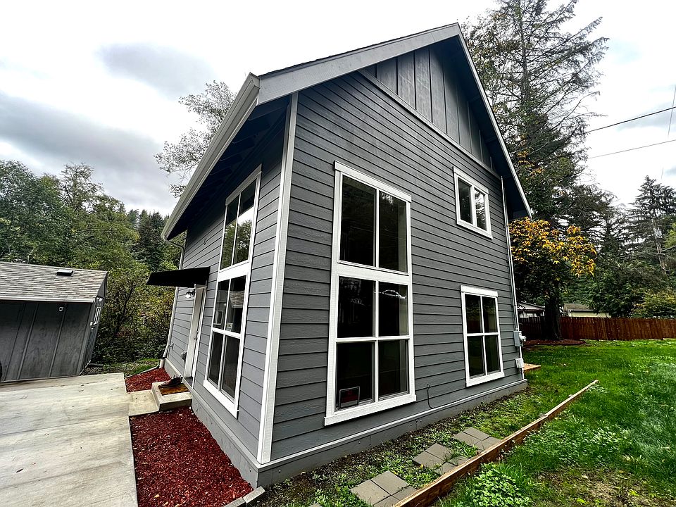 1st image of 629 N Deerlane Dr