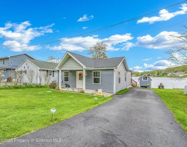 90 George Dr, Jefferson Township, PA, 18436