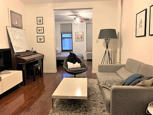 Rented by Bold New York | media 1