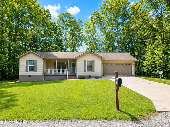 4220 Chica Rd, Crossville, TN 38572