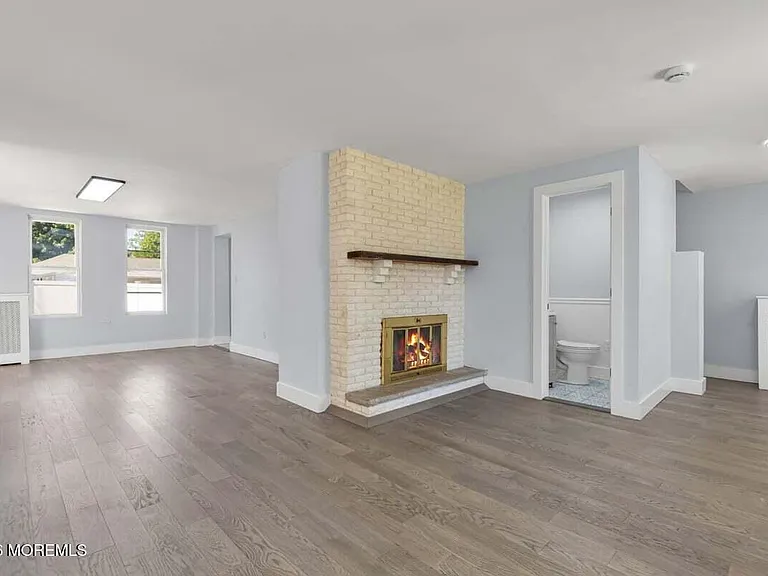 117 Cottage Pl — Photo 3
