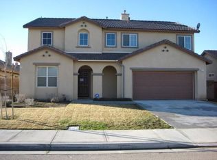 628 Woodgate St, Lancaster, CA 93534