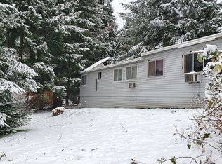 82 Packard St, Underwood, WA 98651