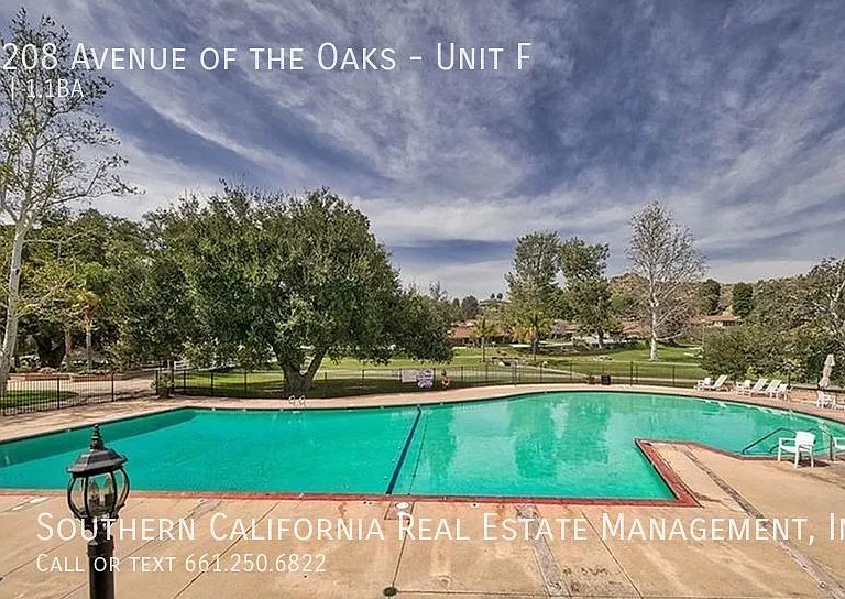 19208 Avenue Of The Oaks #F — Photo 15