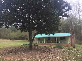 621 Hopoca Rd, Carthage, MS 39051