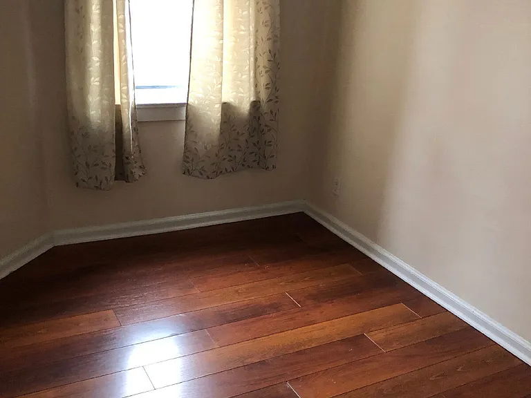Indy Downtown Colonial Apartments — Photo 9