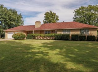 21935 S Webster St, Spring Hill, KS 66083