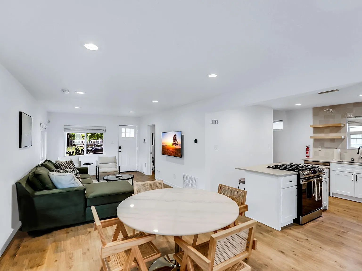 1006 N 6th St — Photo 2