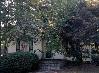 909 Coldwater Rd, Murray, KY 42071