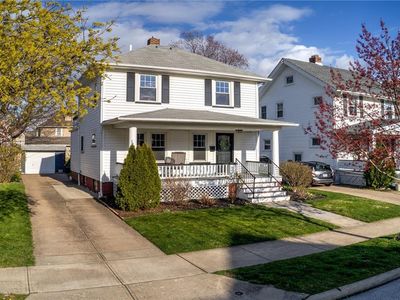 2059 Elmwood Ave, Lakewood, OH, 44107