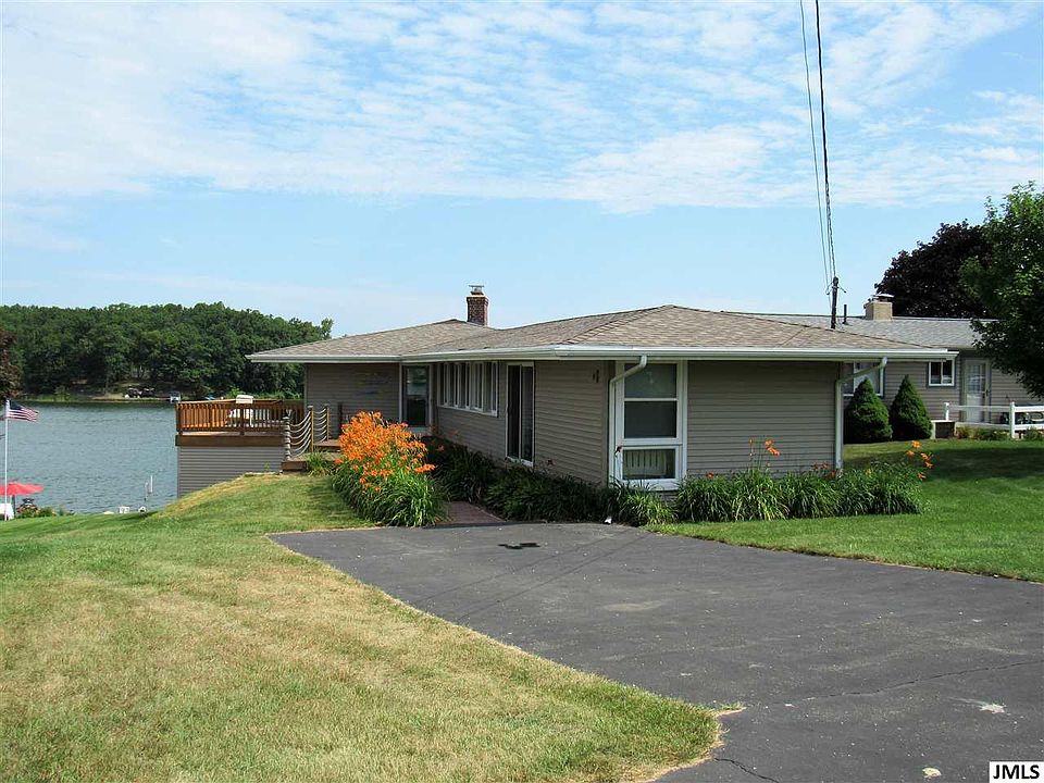 1st image of 11504 Sauk Trl