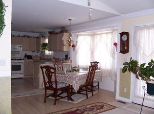5258 Washtenaw St, Burton, MI 48509