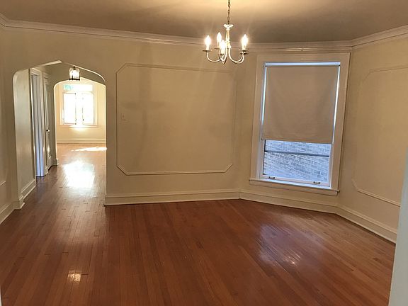4th image of 6038 N Fairfield Ave APT 3