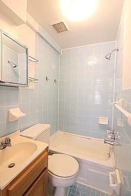 5th image of 442 W 45th St #3R